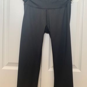 Black Athletic 3/4 Leggings